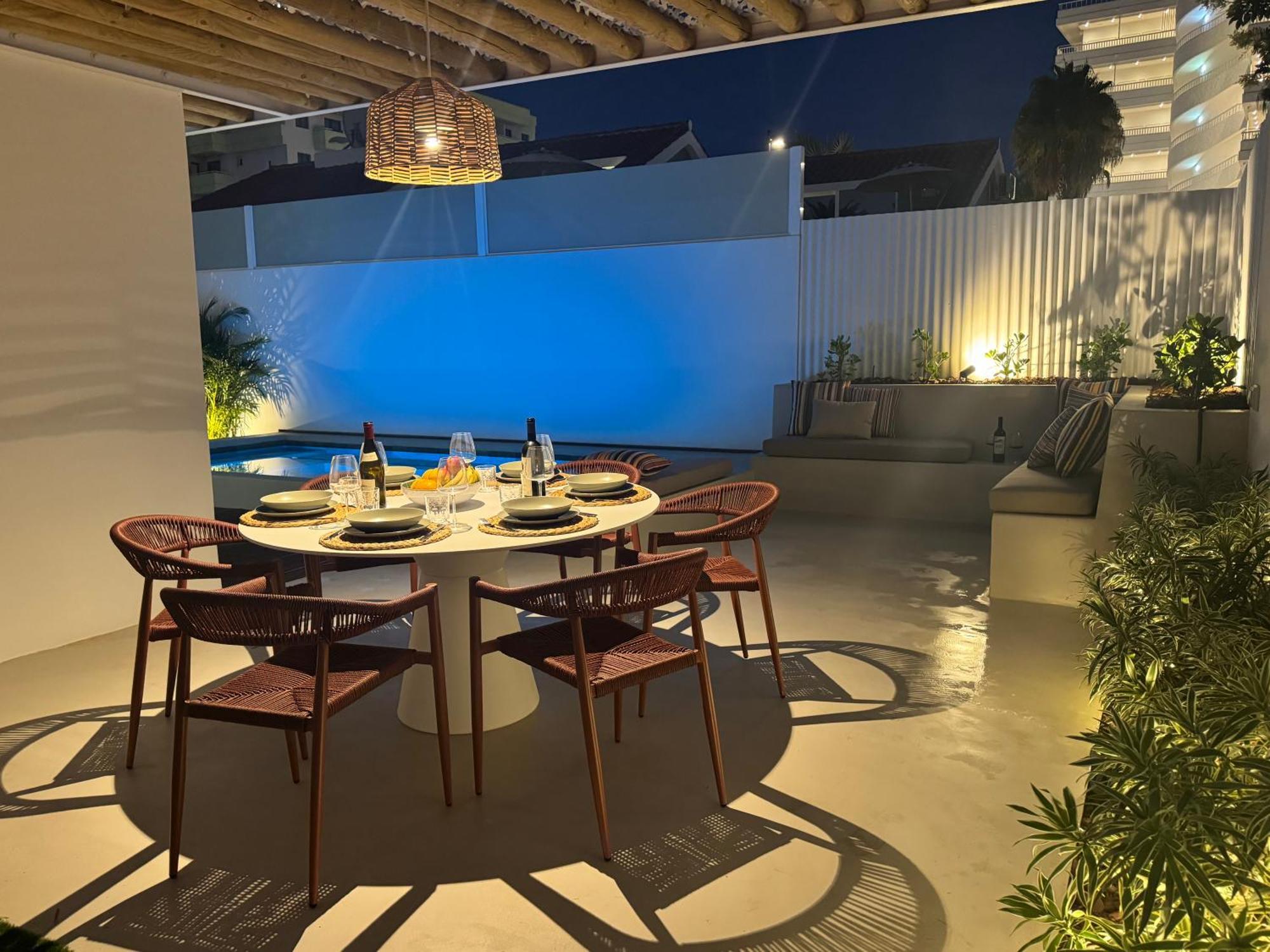 Miami Queens Villa With Private Pool By Tenpropertiesgc San Bartolomé Dış mekan fotoğraf